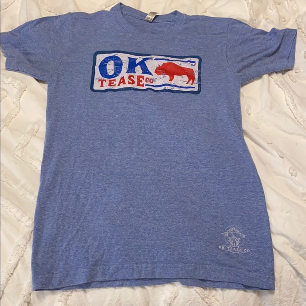 Women’s graphic tee